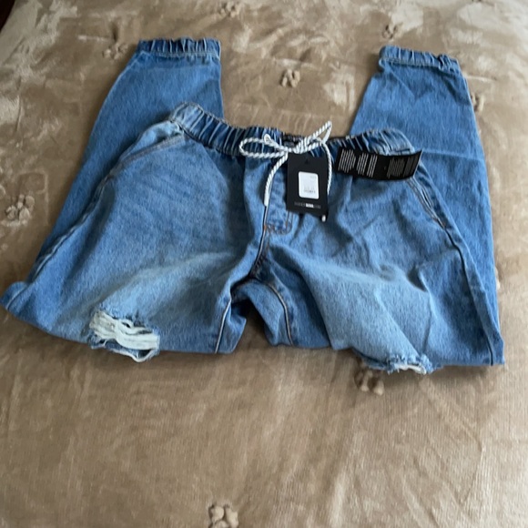 NWT!  Fashionova Jeans! - Picture 9 of 12